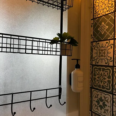 La Parenthese Bed & Breakfast *